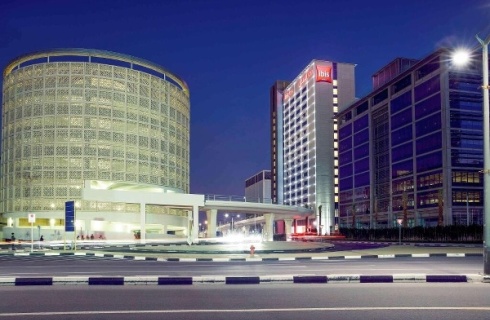 Dubai: Отель Ibis One Central