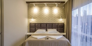 Архыз: Коттедж Леона