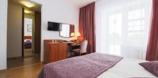 Брёхово: Отель Тропикана парк