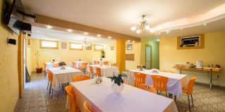 Анапа: Гостевой дом Пирамида