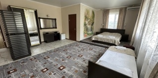 Сукко: Гостевой дом Аврора Хиллс